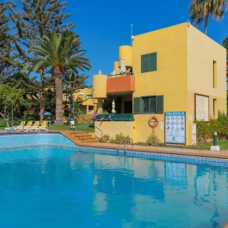 Apartment Relax Near The Sea And Downtown